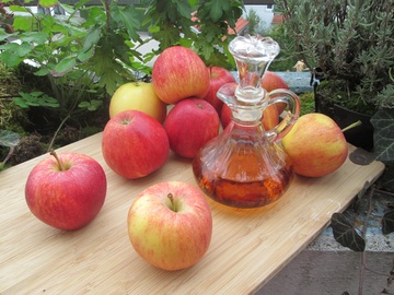 griffes chat- remedes - solution-vinaigre de cidre apple-plant-fruit-food-produce-still-life-845972-